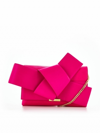 Giant Knot Clutch